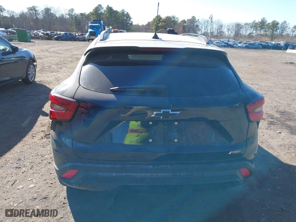 2025 Chevrolet Trax 2RS with VIN KL77LJEP9SC108844, listed as a IAAI auction lot 41731770 with 2,726 mi miles. Bid and sale history available at carsss.com. Image 16.