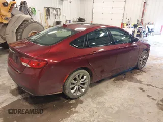 2015 Chrysler 200 S with VIN 1C3CCCBB7FN730122, listed as a IAAI auction lot 41954781 with 133,829 mi miles. Bid and sale history available at carsss.com. Image 4.