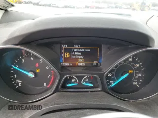 2017 Ford Escape SE with VIN 1FMCU0GD4HUA35103, listed as a Copart auction lot 50725215 with 123,937 mi miles and Salvage Title. Bid and sale history available at carsss.com. Image 9.