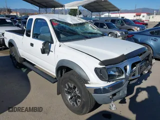2002 Toyota Tacoma PreRunner with VIN 5TESM92N22Z056843, listed as a IAAI auction lot 41829827 with 117,785 mi miles and . Bid and sale history available at DreamBid. Image 1.