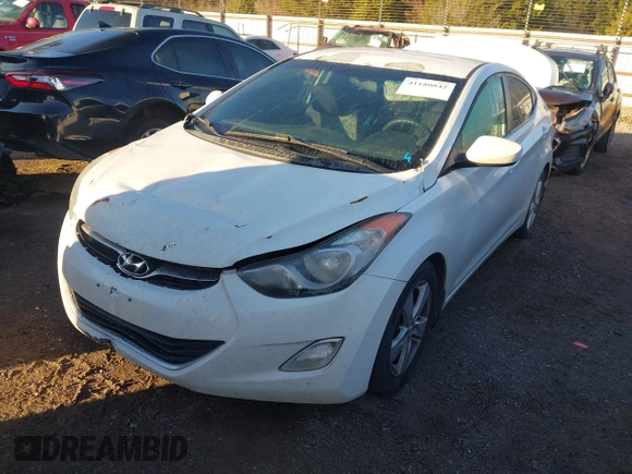 2013 Hyundai Elantra GLS z VIN 5NPDH4AE7DH404286, wystawiony jako IAAI lot #41180842 z przebiegiem 162 856 mil mil oraz . Historia ofert i sprzedaży dostępna na DreamBid. Obrazek 2.