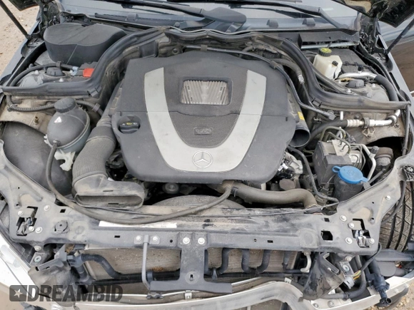 2008 Mercedes-Benz C 350 Sport z VIN WDDGF56X38F167806, wystawiony jako Copart lot #57784795 z przebiegiem 53 665 mil mil oraz Szkoda całkowita • Salvage title. Historia ofert i sprzedaży dostępna na DreamBid. Obrazek 11.