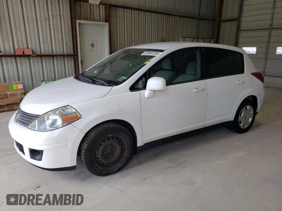 2009 Nissan Versa 1.8 S with VIN 3N1BC13E09L496658, listed as a Copart auction lot 67597234 with 125,854 mi miles and Salvage Title. Bid and sale history available at carsss.com. Image 1.