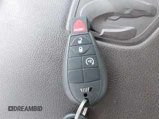 2010 Dodge 1500 TRX z VIN 1D7RV1GT5AS179033, wystawiony jako IAAI lot #42378439 z przebiegiem 192 045 mil mil oraz . Historia ofert i sprzedaży dostępna na DreamBid. Obrazek 11.