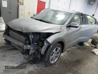 2022 Honda HR-V LX with VIN 3CZRU6H32NM720377, listed as a IAAI auction lot 41649913 with 56,532 mi miles. Bid and sale history available at carsss.com. Image 2.