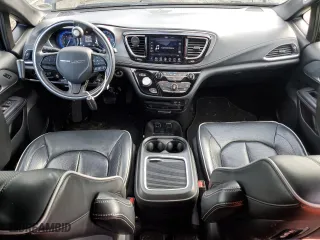 2020 Chrysler Pacifica Limited with VIN 2C4RC1GG4LR124449, listed as a Copart auction lot 44409975 with 88,708 mi miles and Salvage Title. Bid and sale history available at carsss.com. Image 8.