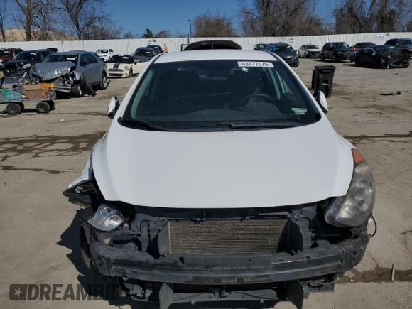 2017 Hyundai Elantra z VIN KMHD35LH7HU374225, wystawiony jako Copart lot #49252185 z przebiegiem 143 949 mil mil oraz Szkoda całkowita • Salvage title. Historia ofert i sprzedaży dostępna na DreamBid. Obrazek 5.