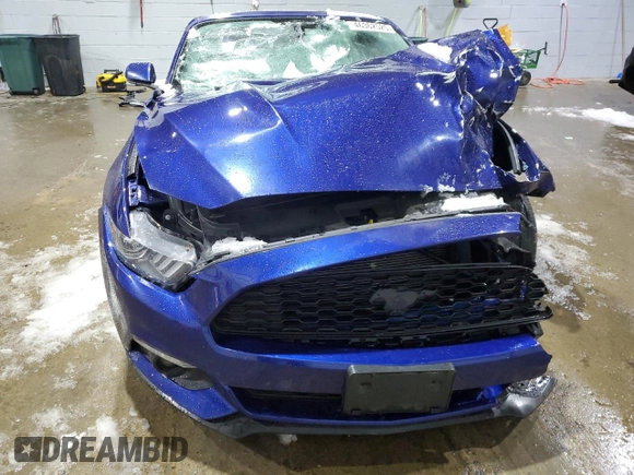 2015 Ford Mustang EcoBoost Premium z VIN 1FATP8UH2F5387031, wystawiony jako Copart lot #46362525 z przebiegiem Nie podano mil oraz Szkoda całkowita • Salvage title. Historia ofert i sprzedaży dostępna na DreamBid. Obrazek 5.