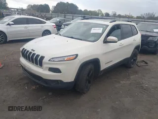 2018 Jeep Cherokee Limited with VIN 1C4PJMDB8JD613833, listed as a IAAI auction lot 40831461 with 134,497 mi miles. Bid and sale history available at carsss.com. Image 18.