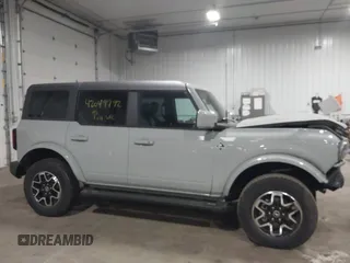 2023 Ford Bronco with VIN 1FMEE5BP7PLC09674, listed as a IAAI auction lot 42049792 with 25,937 mi miles and . Bid and sale history available at DreamBid. Image 13.