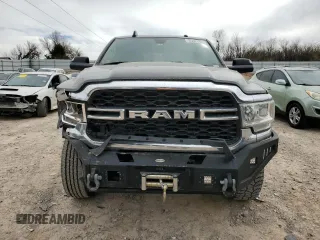 2020 Ram 2500 Tradesman with VIN 3C6UR5CJXLG192141, listed as a Copart auction lot 48728615 with 142,411 mi miles and Clean Title. Bid and sale history available at carsss.com. Image 5.