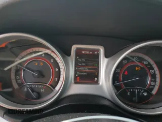 2017 Dodge Journey SXT z VIN 3C4PDCBG4HT531862, wystawiony jako Copart lot #59495495 z przebiegiem 187 780 mil mil oraz Szkoda całkowita • Salvage title. Historia ofert i sprzedaży dostępna na DreamBid. Obrazek 9.