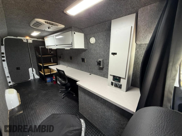 2022 Mercedes-Benz Sprinter with VIN W1Y4ECVY0NT105206, listed as a Copart auction lot 52155085 with 12,000 mi miles and Clean Title. Bid and sale history available at DreamBid. Image 5.
