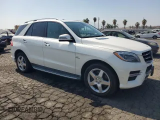 2013 Mercedes-Benz M 550 with VIN 4JGDA7DB8DA198390, listed as a Copart auction lot 62422525 with 121,954 mi miles and Clean title. Bid and sale history available at DreamBid. Image 4.