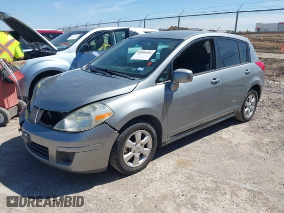 2008 Nissan Versa 1.8 S with VIN 3N1BC13E18L457592, listed as a IAAI auction lot 41816692 with 139,828 mi miles. Bid and sale history available at carsss.com. Image 2.