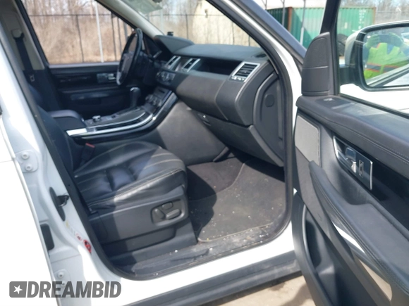 2011 Land Rover Range Rover Sport SC z VIN SALSH2E4XBA715091, wystawiony jako IAAI lot #41689486 z przebiegiem 157 470 mil mil oraz . Historia ofert i sprzedaży dostępna na DreamBid. Obrazek 5.
