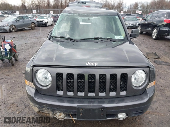 2017 Jeep Patriot High Altitude with VIN 1C4NJRFB8HD109679, listed as a IAAI auction lot 41953709 with 110,891 mi miles. Bid and sale history available at carsss.com. Image 13.