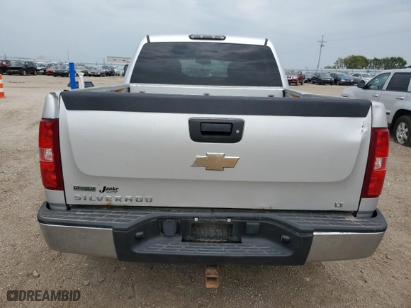 2010 Chevrolet Silverado 1500 LT with VIN 3GCRKSE36AG239209, listed as a Copart auction lot 67901524 with 218,898 mi miles and Clean Title. Bid and sale history available at carsss.com. Image 6.