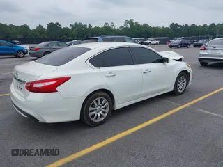 2016 Nissan Altima S z VIN 1N4AL3APXGN345029, wystawiony jako IAAI lot #42359083 z przebiegiem 210 555 mil mil oraz . Historia ofert i sprzedaży dostępna na DreamBid. Obrazek 4.