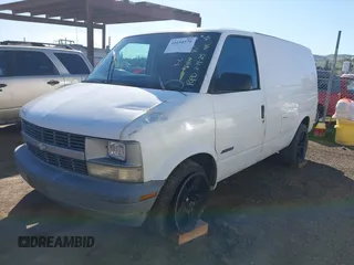 1997 Chevrolet Astro Cargo Van with VIN 1GCDM19WXVB186404, listed as a IAAI auction lot 41634579 with 277,674 mi miles. Bid and sale history available at carsss.com. Image 2.