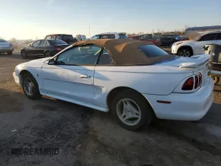1998 Ford Mustang with VIN 1FAFP4440WF141978, listed as a Copart auction lot 47586125 with 132,136 mi miles and Clean Title. Bid and sale history available at carsss.com. Image 2.