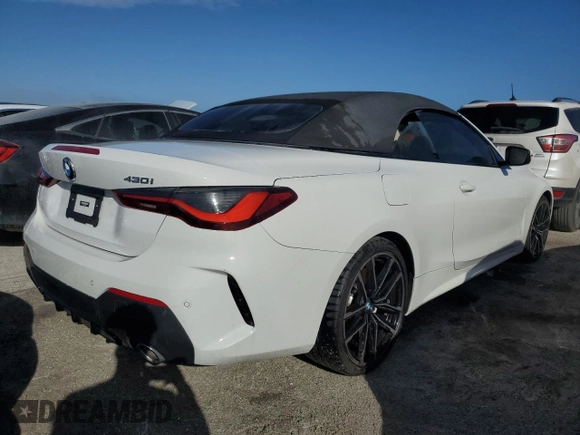 2022 BMW 4 Series 430i with VIN WBA23AT02NCJ38076, listed as a Copart auction lot 76186884 with 21,106 mi miles and Non repairable. Bid and sale history available at DreamBid. Image 3.