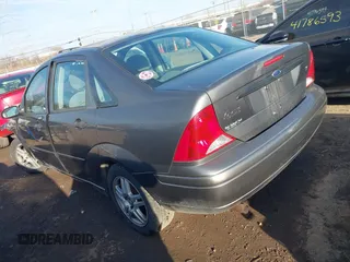 2002 Ford Focus SE with VIN 1FAFP34P42W296368, listed as a IAAI auction lot 41780513 with 134,777 mi miles and . Bid and sale history available at carsss.com. Image 3.