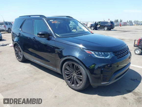 2017 Land Rover Discovery HSE Luxury with VIN SALRHBBV9HA030844, listed as a IAAI auction lot 42055028 with 101,114 mi miles. Bid and sale history available at carsss.com. Image 1.