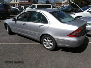 2002 Mercedes-Benz C with VIN WDBRF61J12F251513, listed as a IAAI auction lot 41889136 with 24,707 mi miles and . Bid and sale history available at carsss.com. Image 3.