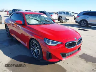 2023 BMW 2 Series 230i z VIN 3MW23CM09P8D60103, wystawiony jako IAAI lot #41366189 z przebiegiem 12 303 mil mil oraz . Historia ofert i sprzedaży dostępna na DreamBid. Obrazek 1.