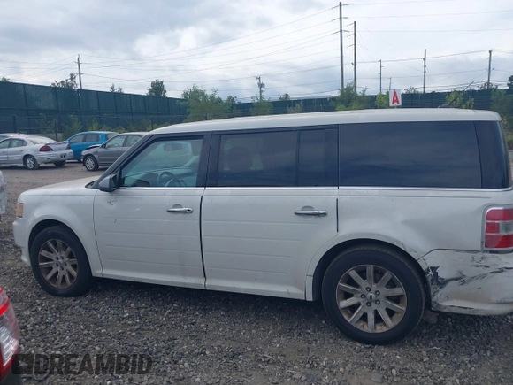 2011 Ford Flex SEL z VIN 2FMGK5CC4BBD17708, wystawiony jako IAAI lot #40367967 z przebiegiem 223 799 mil mil oraz . Historia ofert i sprzedaży dostępna na DreamBid. Obrazek 14.