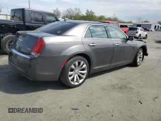 2018 Chrysler 300 Limited z VIN 2C3CCAEG7JH159616, wystawiony jako Copart lot #53839185 z przebiegiem 156 482 mil mil oraz Szkoda całkowita • Salvage title. Historia ofert i sprzedaży dostępna na DreamBid. Obrazek 3.