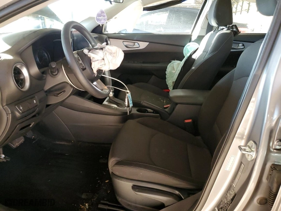 2024 Kia Forte LXS with VIN 3KPF24AD2RE723639, listed as a Copart auction lot 49383755 with 39,043 mi miles and Salvage Title. Bid and sale history available at carsss.com. Image 7.