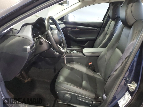 2024 Mazda 3 S Select Sport with VIN 3MZBPABM5RM427076, listed as a Copart auction lot 56504755 with 27,483 mi miles and Clean Title. Bid and sale history available at DreamBid. Image 7.