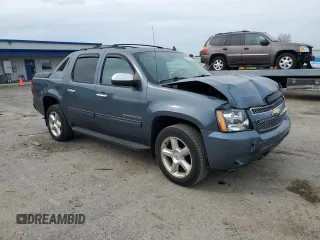 2011 Chevrolet Avalanche LT with VIN 3GNTKFE37BG387407, listed as a Copart auction lot 72122904 with 205,111 mi miles and Clean Title. Bid and sale history available at carsss.com. Image 4.