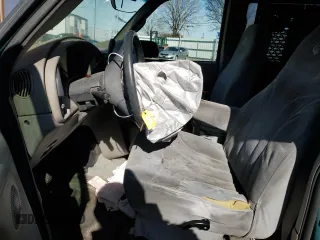 2003 Chevrolet Astro Cargo Van YF7 Upfitter with VIN 1GBDM19X03B132099, listed as a Copart auction lot 44976105 with 280,608 mi miles and Salvage Title. Bid and sale history available at carsss.com. Image 7.