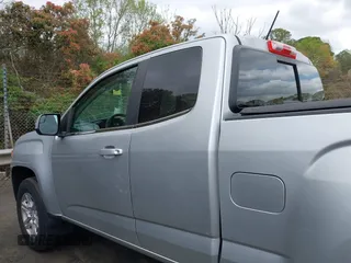 2020 GMC Canyon 4WD All Terrain w/Cloth with VIN 1GTH6CEN6L1175293, listed as a IAAI auction lot 41909988 with 13,765 mi miles. Bid and sale history available at carsss.com. Image 14.
