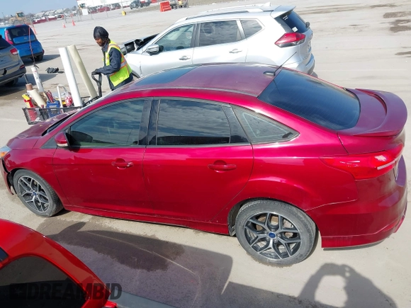 2015 Ford Focus SE with VIN 1FADP3F24FL362949, listed as a IAAI auction lot 41621904 with 104,447 mi miles. Bid and sale history available at carsss.com. Image 14.