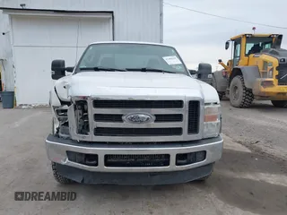 2010 Ford F-250 XL z VIN 1FTSX2BR7AEA40057, wystawiony jako IAAI lot #41498128 z przebiegiem 90 166 mil mil oraz . Historia ofert i sprzedaży dostępna na DreamBid. Obrazek 12.
