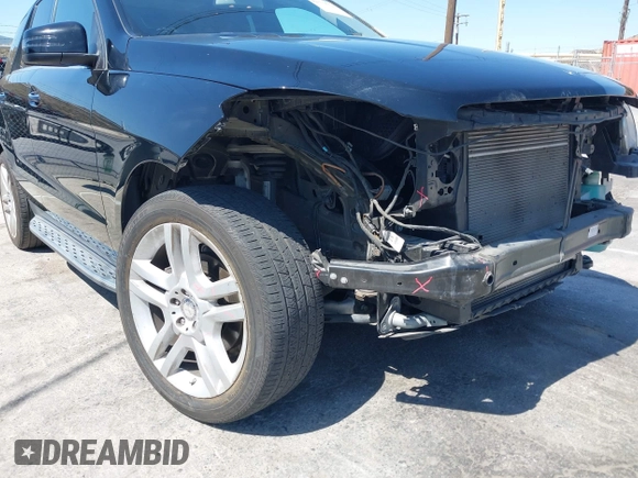 2015 Mercedes-Benz M 350 with VIN 4JGDA5JB3FA547130, listed as a IAAI auction lot 42379724 with 44,081 mi miles and . Bid and sale history available at DreamBid. Image 18.