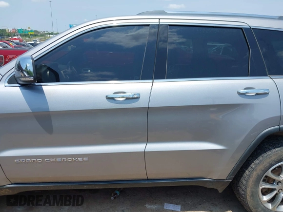 2014 Jeep Grand Cherokee Limited with VIN 1C4RJFBG4EC589321, listed as a IAAI auction lot 42335043 with 153,428 mi miles and . Bid and sale history available at DreamBid. Image 15.