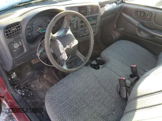 1999 GMC Sonoma with VIN 1GTCS1447XK508846, listed as a Copart auction lot 87912665 with 151,221 mi miles and Salvage Title. Bid and sale history available at carsss.com. Image 8.