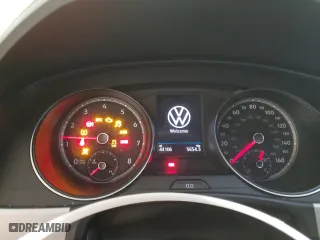 2021 Volkswagen Atlas Cross Sport 2.0T SE with VIN 1V2LC2CA3MC204640, listed as a Copart auction lot 87042584 with 44,106 mi miles and Salvage Title. Bid and sale history available at carsss.com. Image 9.