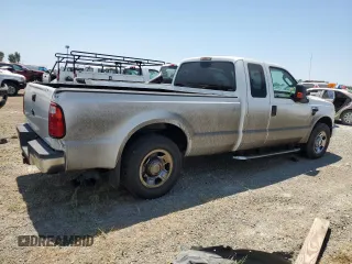 2008 Ford F-350 with VIN 1FTWX30R18EE60711, listed as a Copart auction lot 62953454 with 102,168 mi miles and Clean title. Bid and sale history available at DreamBid. Image 3.
