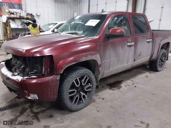 2008 Chevrolet Silverado 1500 LTZ with VIN 3GCEK13MX8G203635, listed as a IAAI auction lot 41569705 with 168,495 mi miles. Bid and sale history available at carsss.com. Image 17.