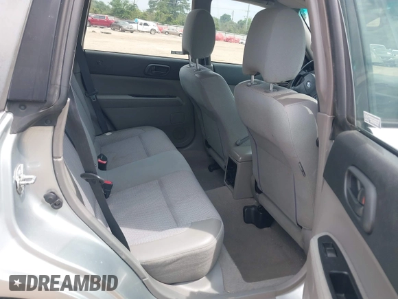 2003 Subaru Forester X with VIN JF1SG63633H743948, listed as a IAAI auction lot 39435958 with 132,774 mi miles. Bid and sale history available at carsss.com. Image 8.