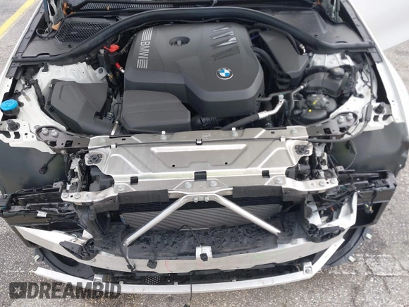 2025 BMW 3 Series 330i with VIN 3MW69CW00S8F10279, listed as a IAAI auction lot 42449705 with 8,908 mi miles and . Bid and sale history available at DreamBid. Image 10.