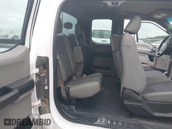 2015 Ford F-150 XL with VIN 1FTEX1CGXFKE20104, listed as a IAAI auction lot 42035347 with 196,674 mi miles. Bid and sale history available at carsss.com. Image 8.