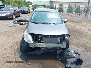 2016 Nissan Versa S с VIN 3N1CN7APXGL916946, выставлен на аукционе IAAI как лот 42400425 с пробегом 56 806 миль миль и . История ставок и продаж доступна на DreamBid. Изображение 13.