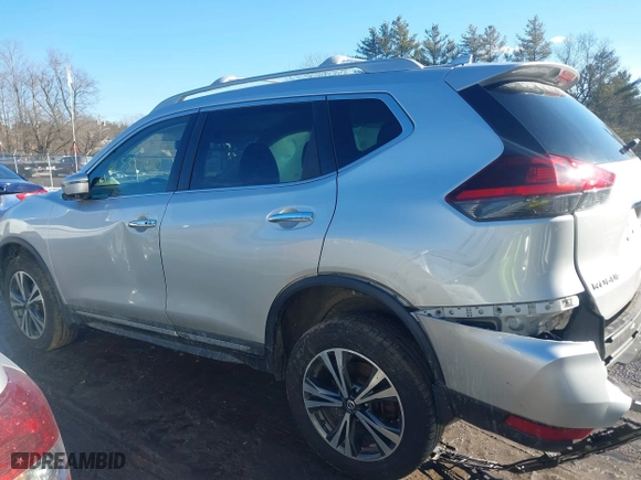 2018 Nissan Rogue S with VIN 5N1AT2MV0JC815212, listed as a IAAI auction lot 41537700 with 100,115 mi miles. Bid and sale history available at carsss.com. Image 13.